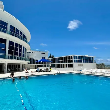 Seastays-Oceanside Apartments